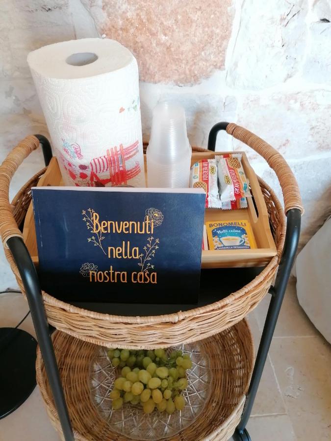 Trullo Del Sol Guest House Ceglie Messapica Exterior photo